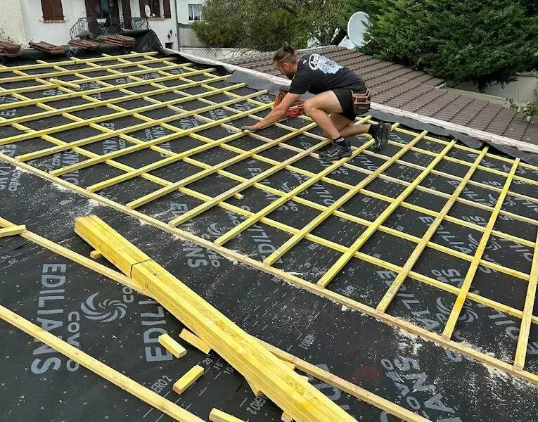 Pose de liteaux et écran sous-toiture — photo 7